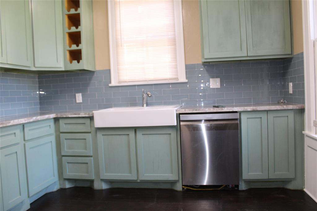 2918 Avenue O 1/2, Galveston, Texas image 3