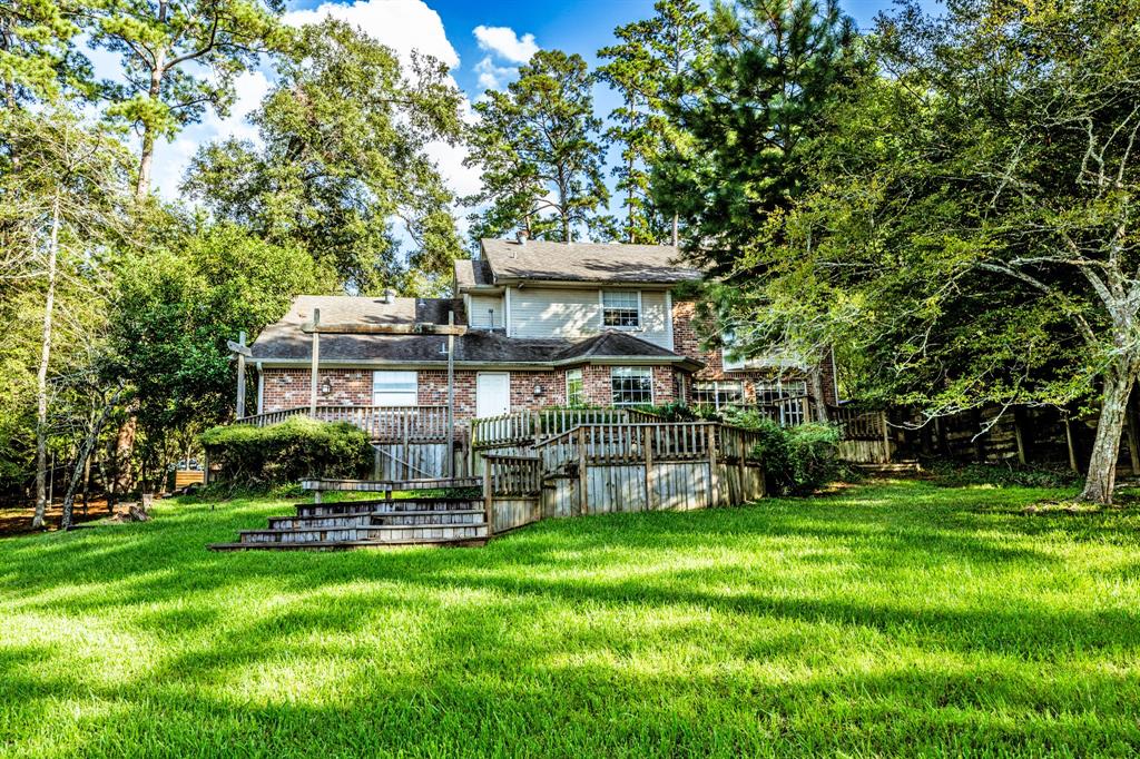 1915 E Lake Drive, Huntsville, Texas image 44