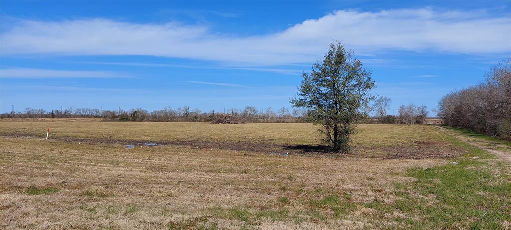 Anchor Road, Angleton, Texas image 5