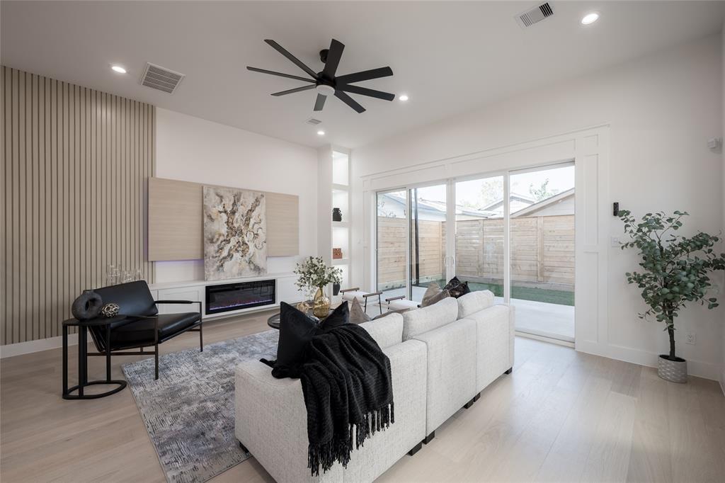 1203 E 26th Street #A, Houston, Texas image 4