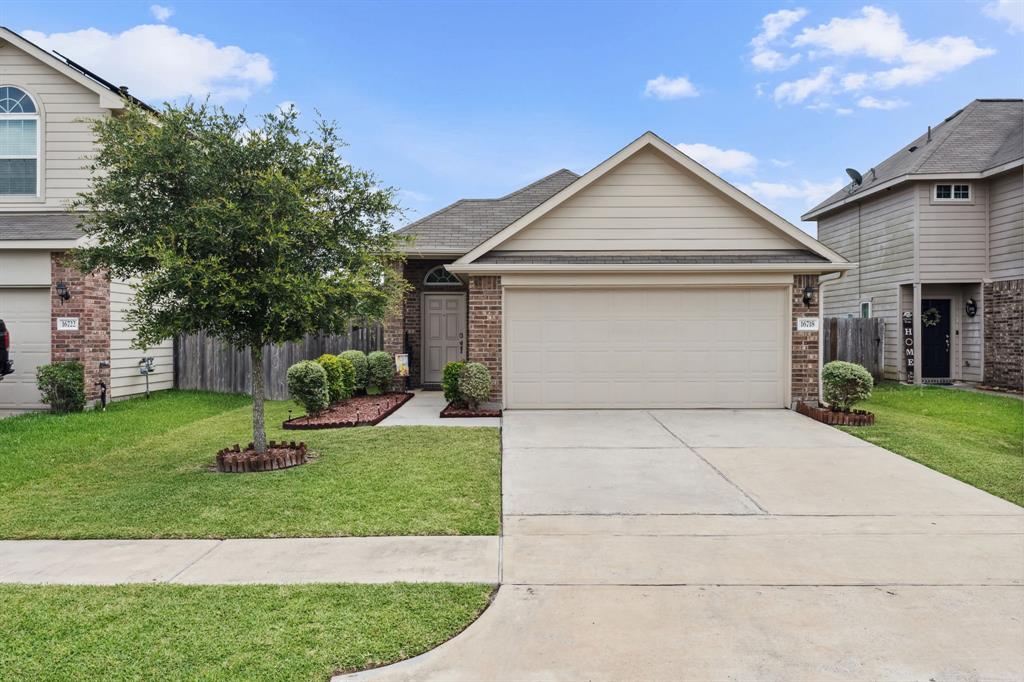 16718 Highland Villa Lane, Humble, Texas image 1