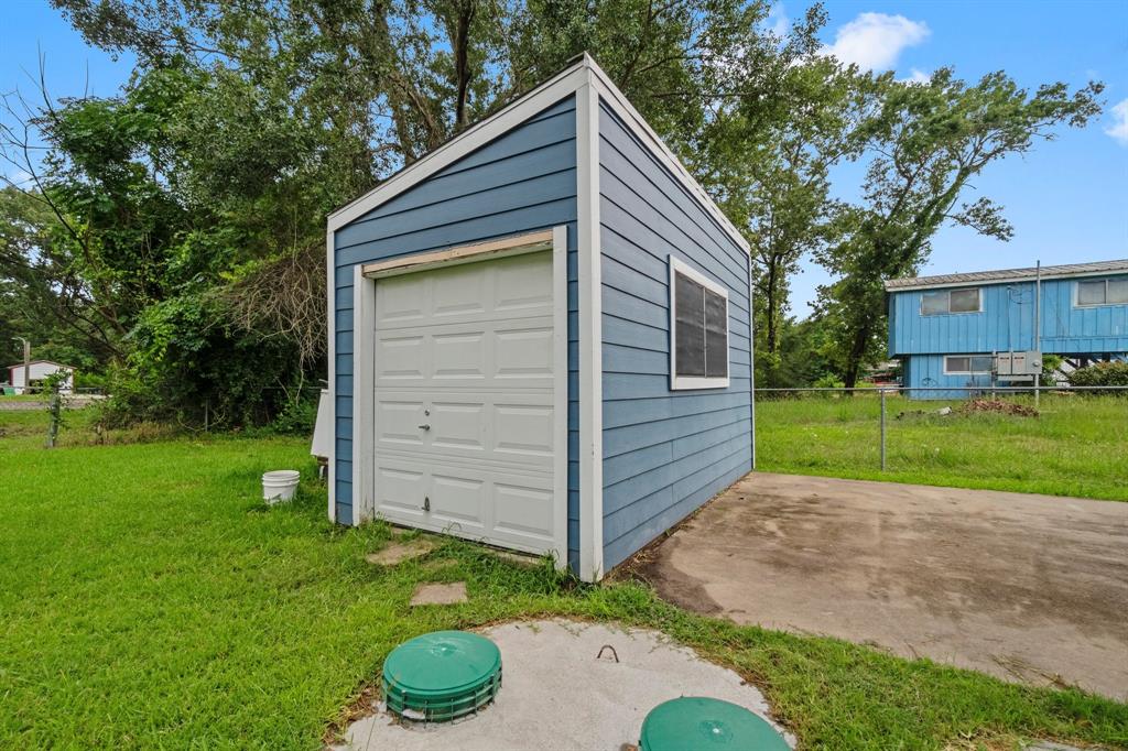 215 Sandy Ridge Drive, Livingston, Texas image 37