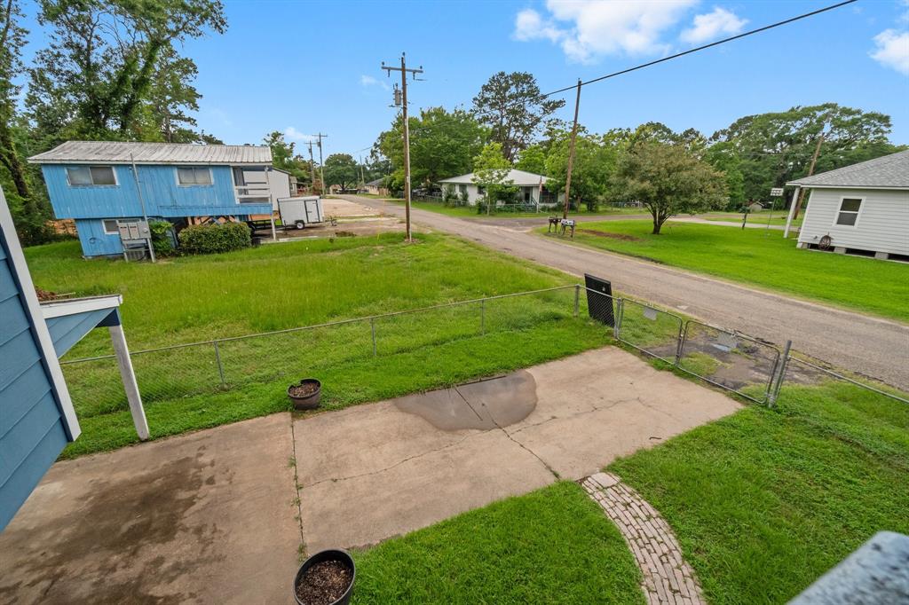215 Sandy Ridge Drive, Livingston, Texas image 27