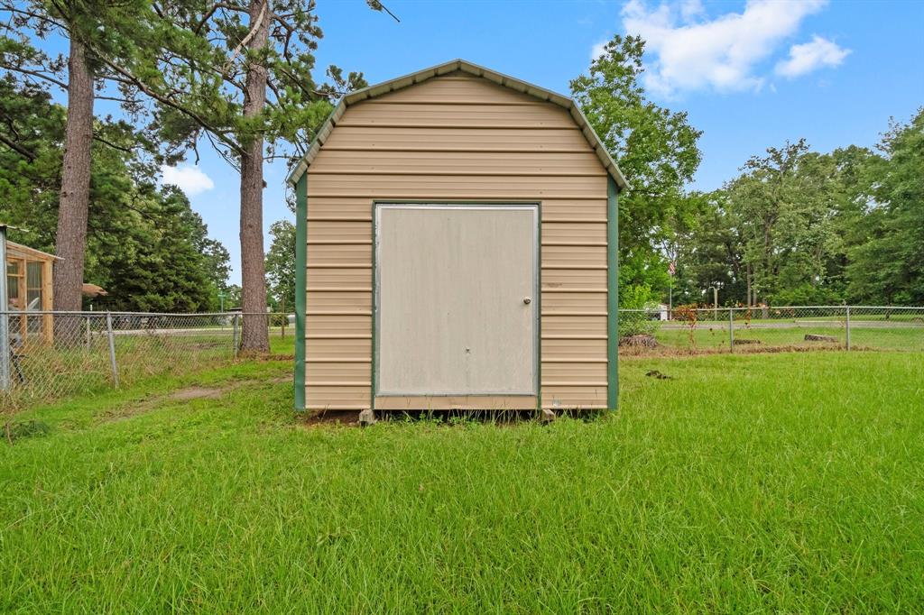 215 Sandy Ridge Drive, Livingston, Texas image 33