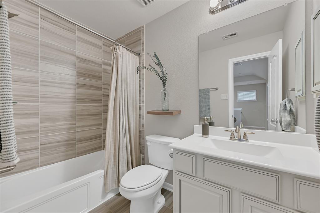 257 Dale Ridge Lane, Dickinson, Texas image 30
