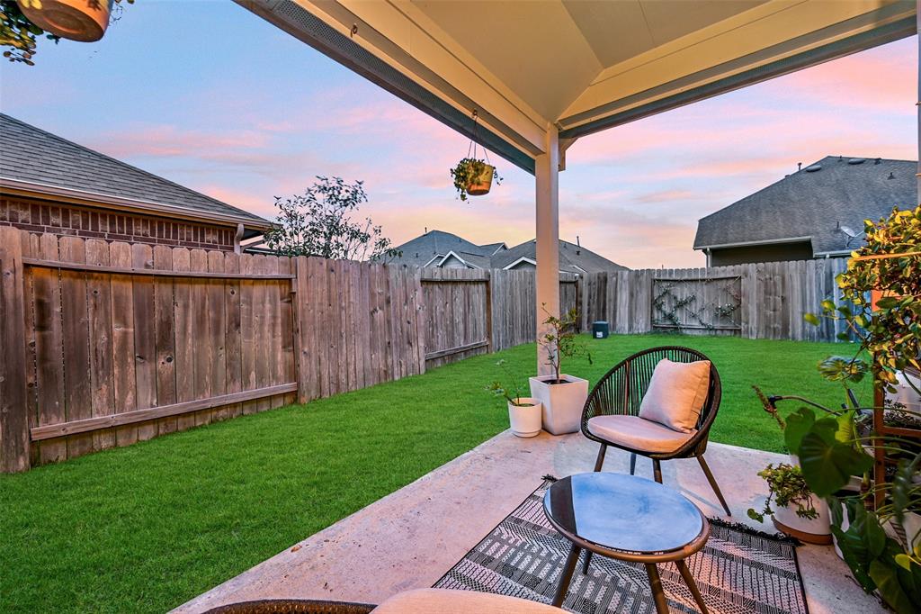 257 Dale Ridge Lane, Dickinson, Texas image 32