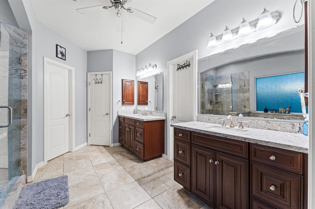 2437 Piney Point Drive, Deer Park, Texas image 18