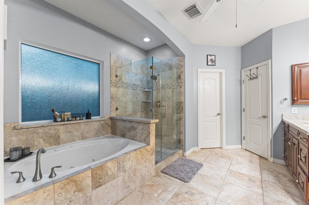 2437 Piney Point Drive, Deer Park, Texas image 19