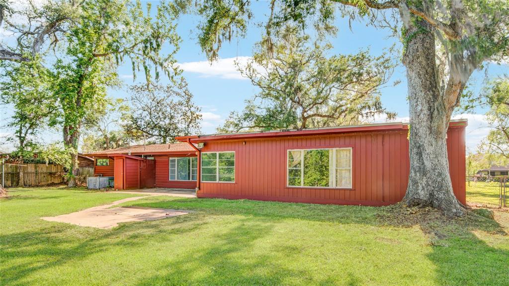 306 Oak Dr Dr, Lake Jackson, Texas image 26