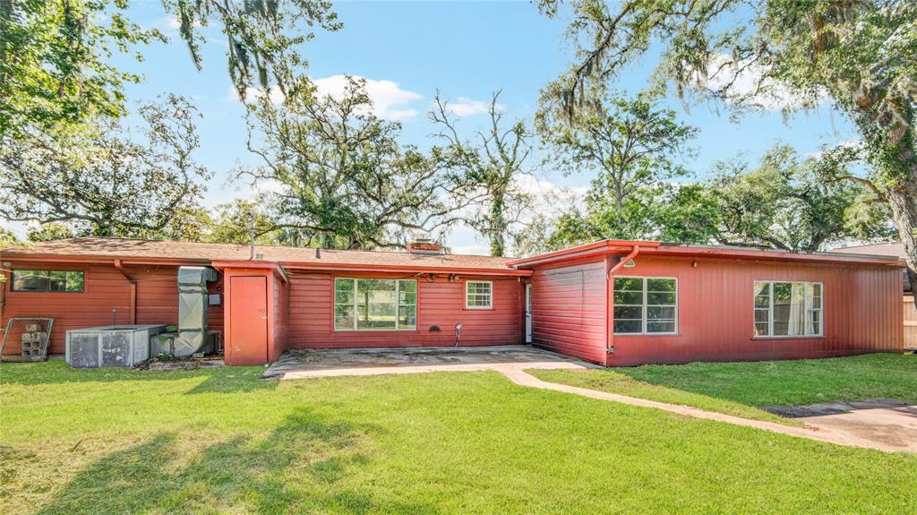 306 Oak Dr Dr, Lake Jackson, Texas image 27
