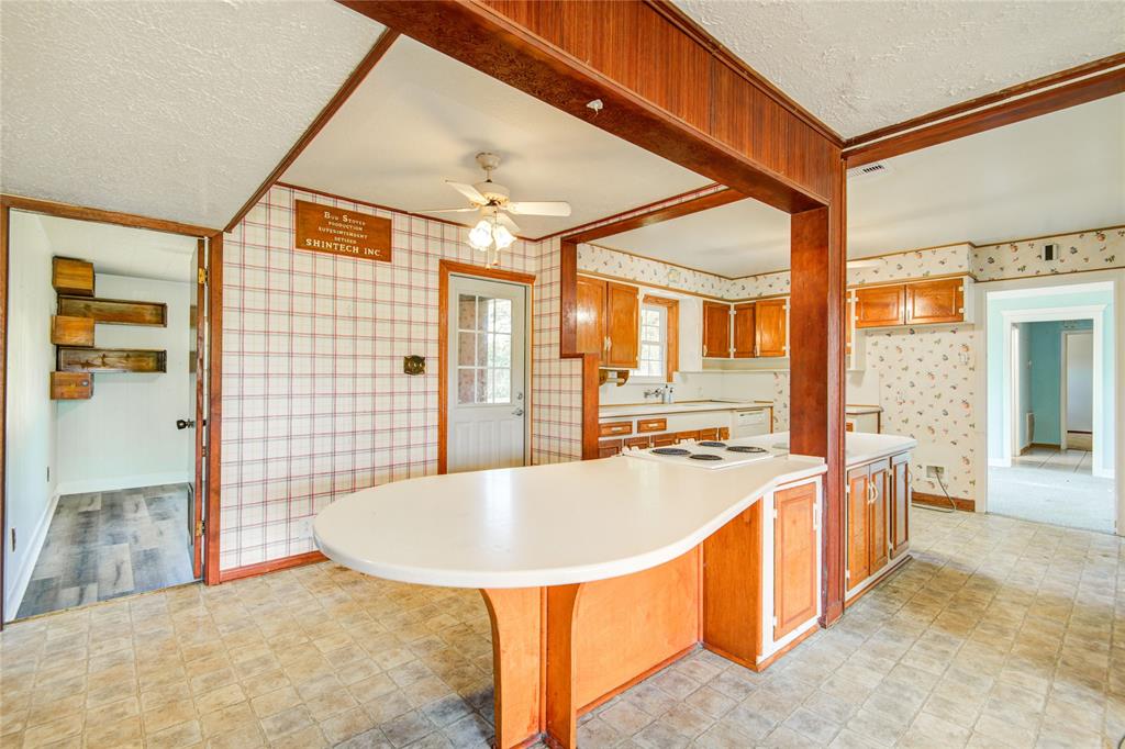 306 Oak Dr Dr, Lake Jackson, Texas image 9