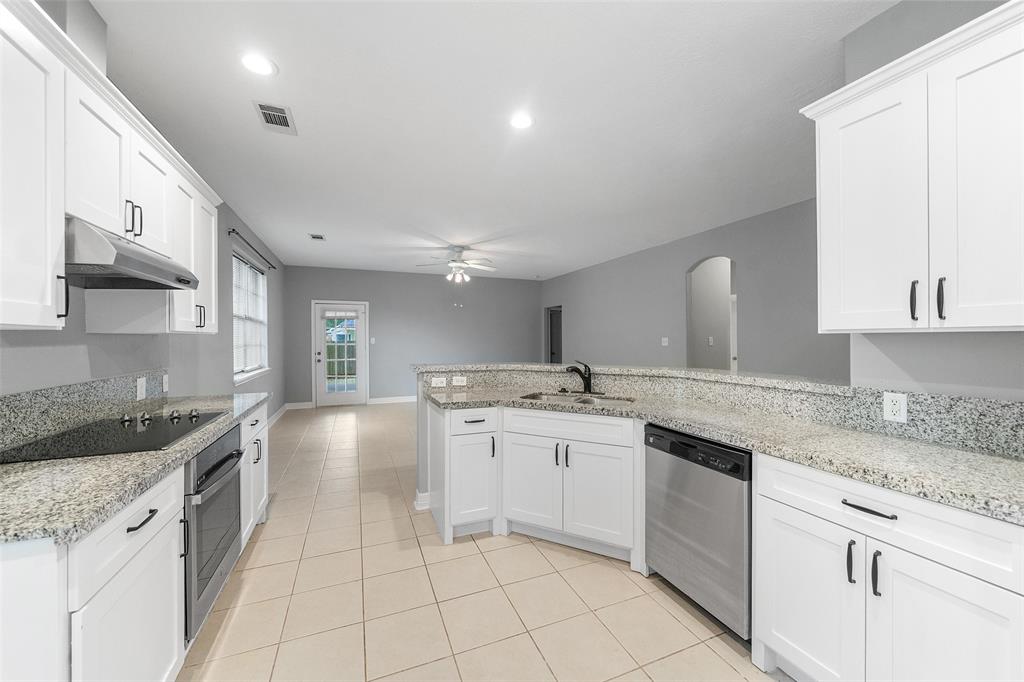 12203 Walden Road, Montgomery, Texas image 6