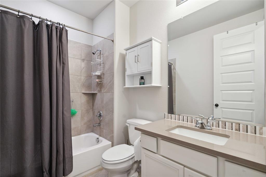 17464 Chestnut Cove Drive, Conroe, Texas image 28