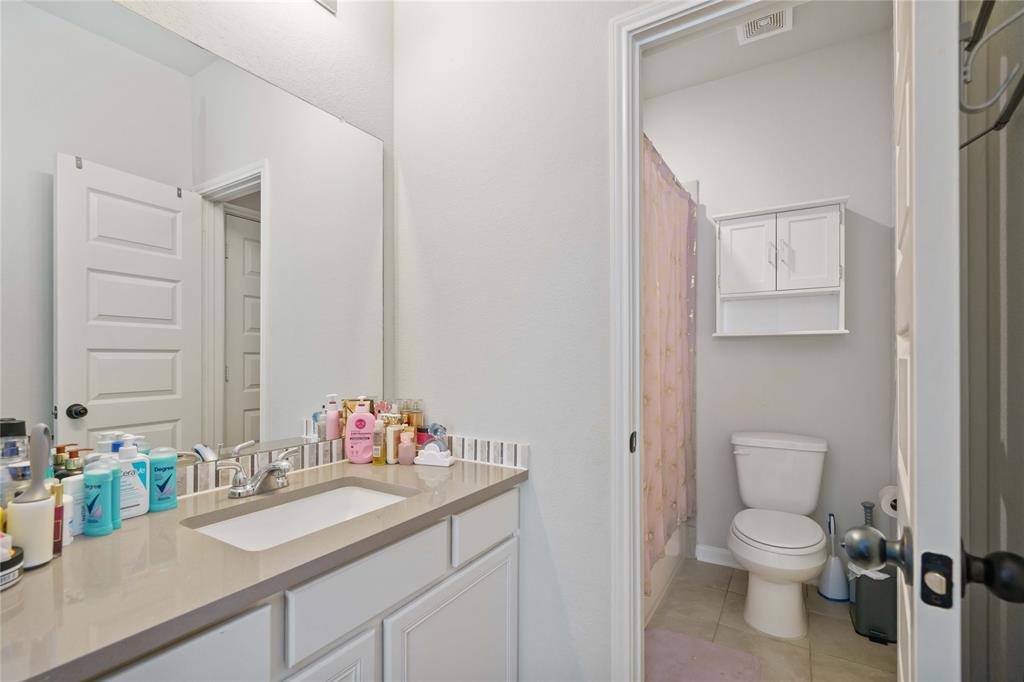 17464 Chestnut Cove Drive, Conroe, Texas image 24
