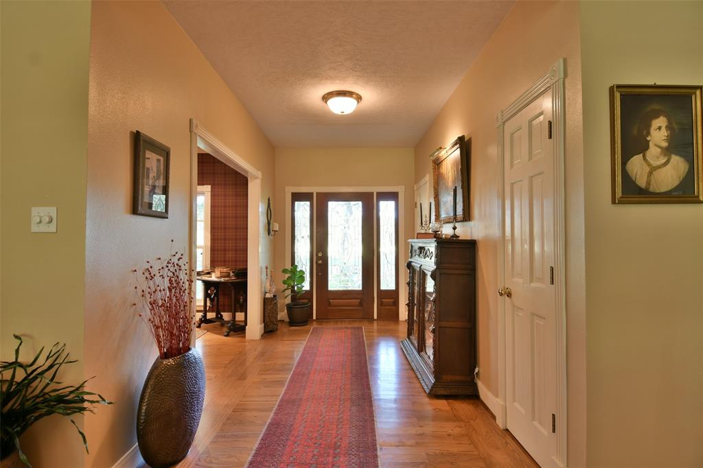 1263 Weishuhn Road, New Ulm, Texas image 8