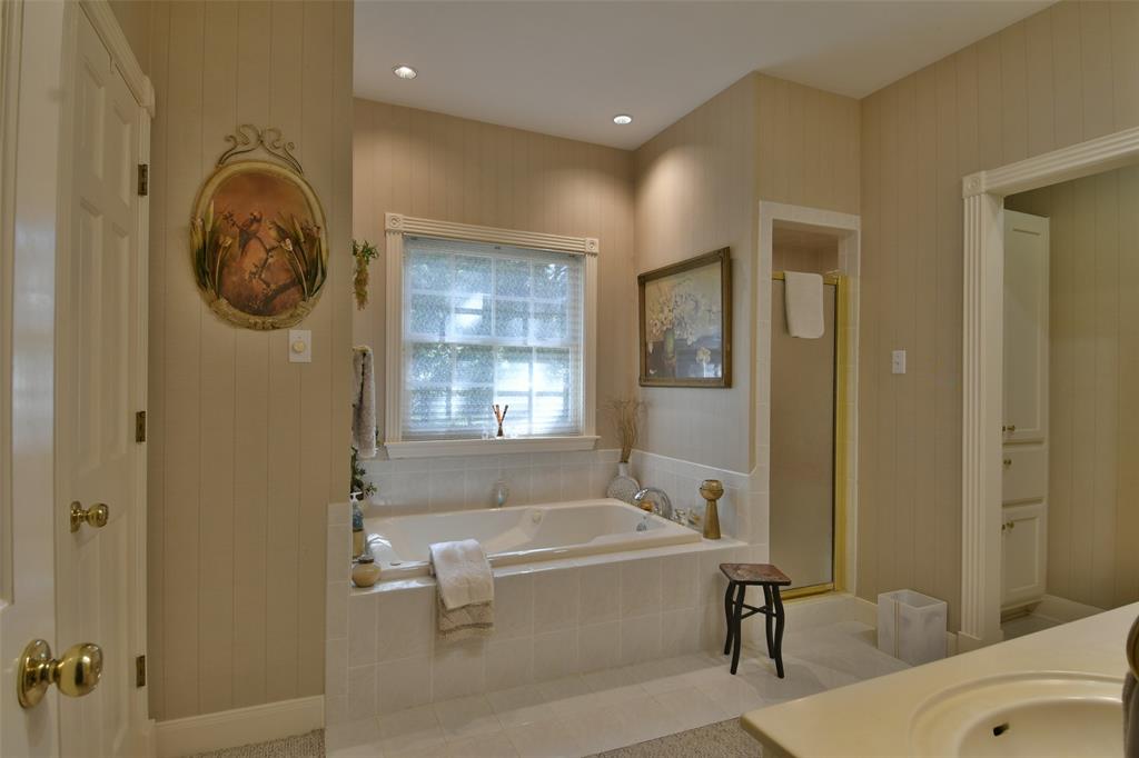 1263 Weishuhn Road, New Ulm, Texas image 26