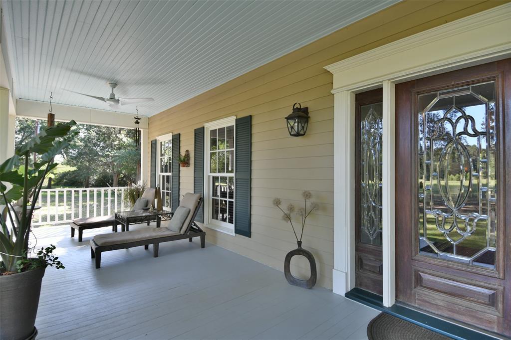 1263 Weishuhn Road, New Ulm, Texas image 6