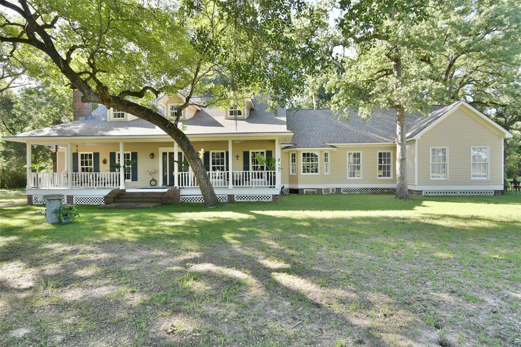 1263 Weishuhn Road, New Ulm, Texas image 4
