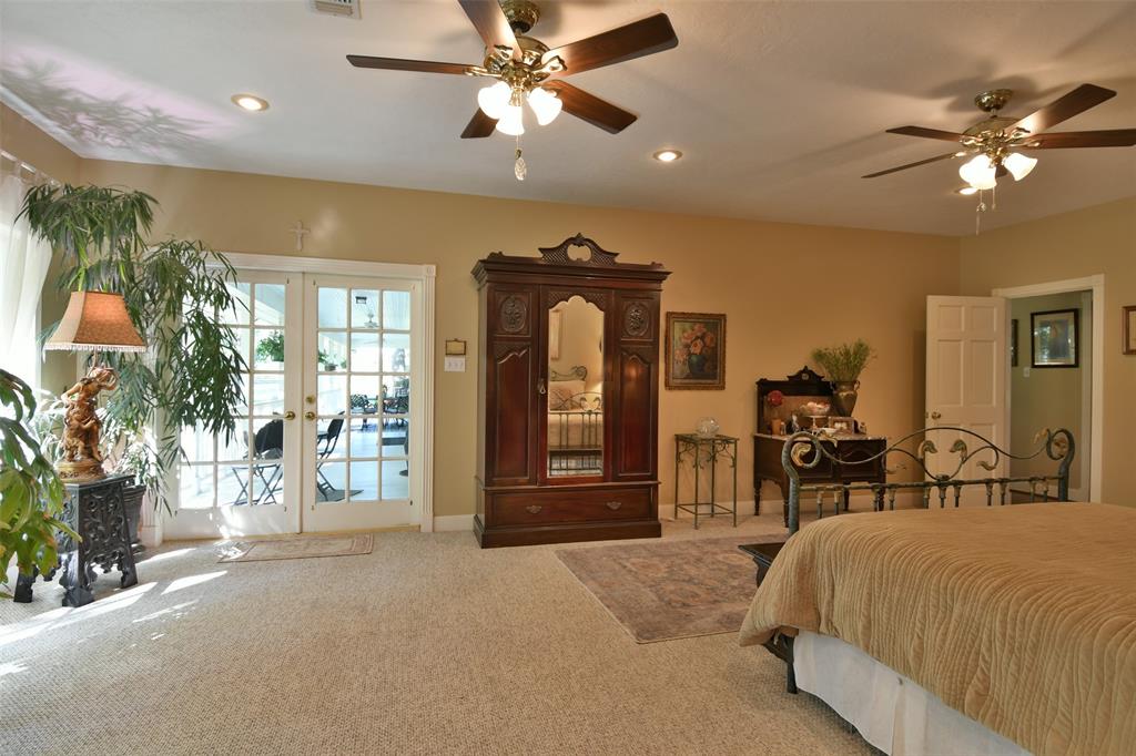 1263 Weishuhn Road, New Ulm, Texas image 24
