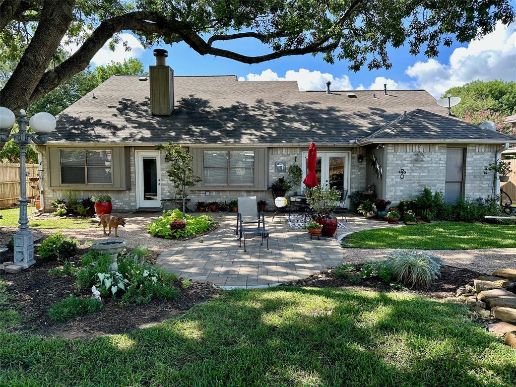 2318 Willow Bend Drive, Richmond, Texas image 3