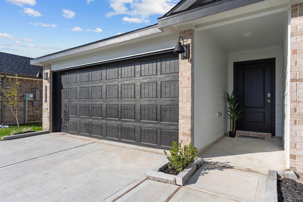 9610 Wall Street, Texas City, Texas image 2