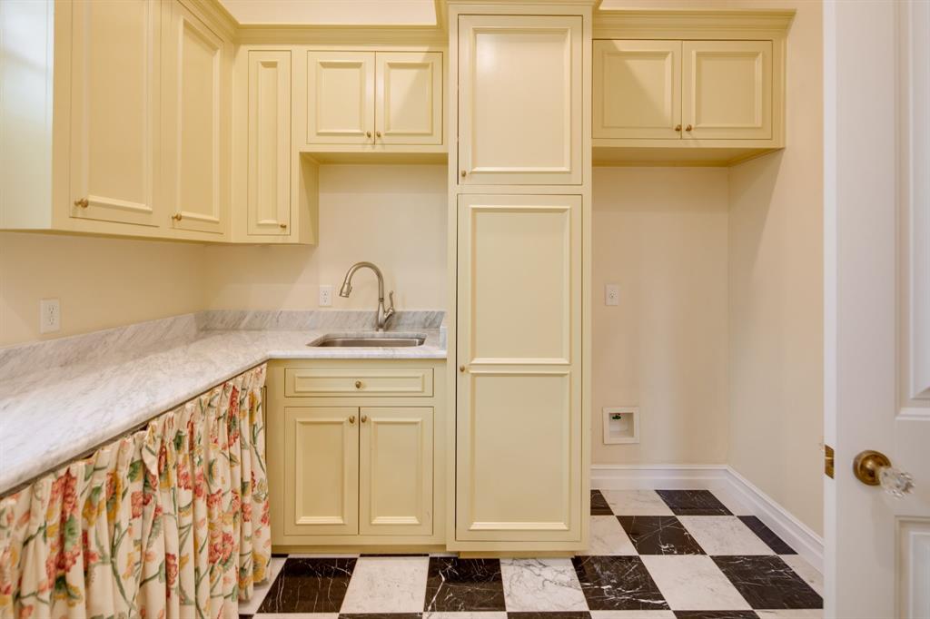 3401 Lochbury Court, College Station, Texas image 32