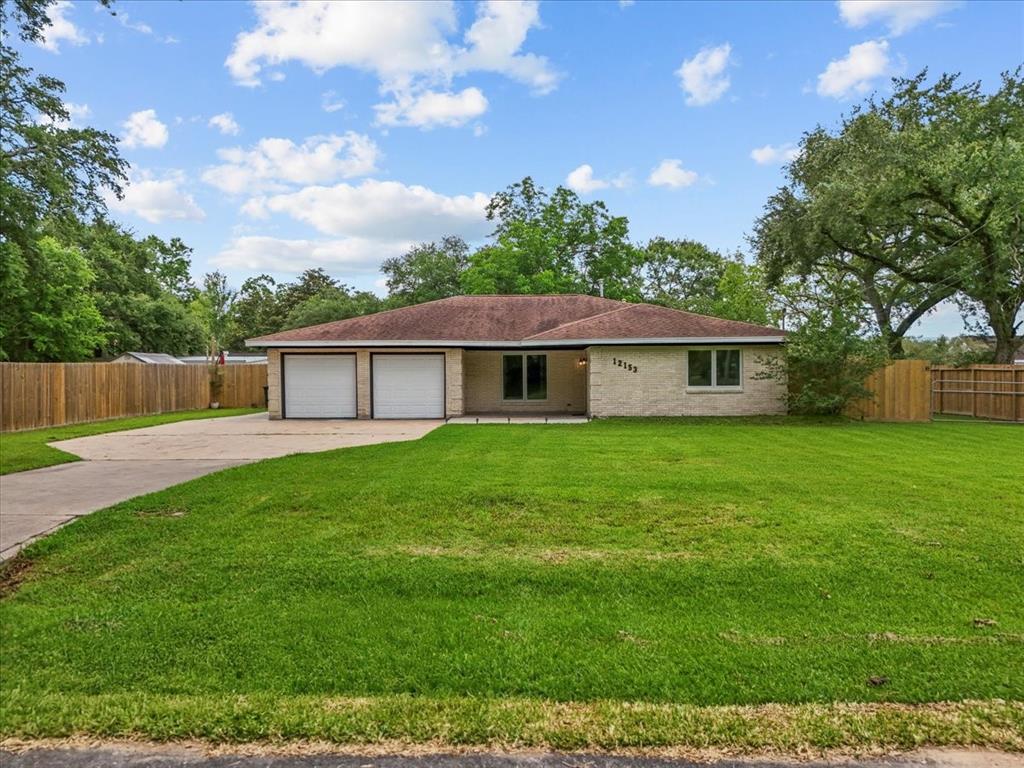 12153 24th Street, Santa Fe, Texas image 2