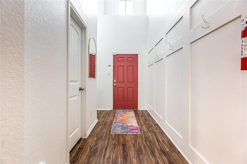 3240 Mission River