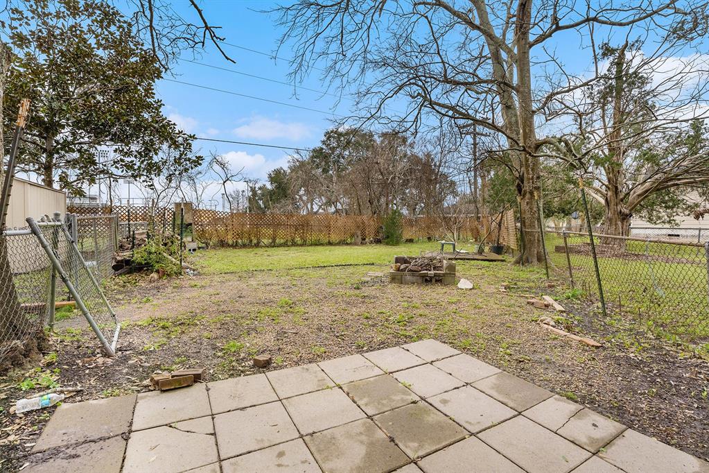1116 Connie Street, Alvin, Texas image 19