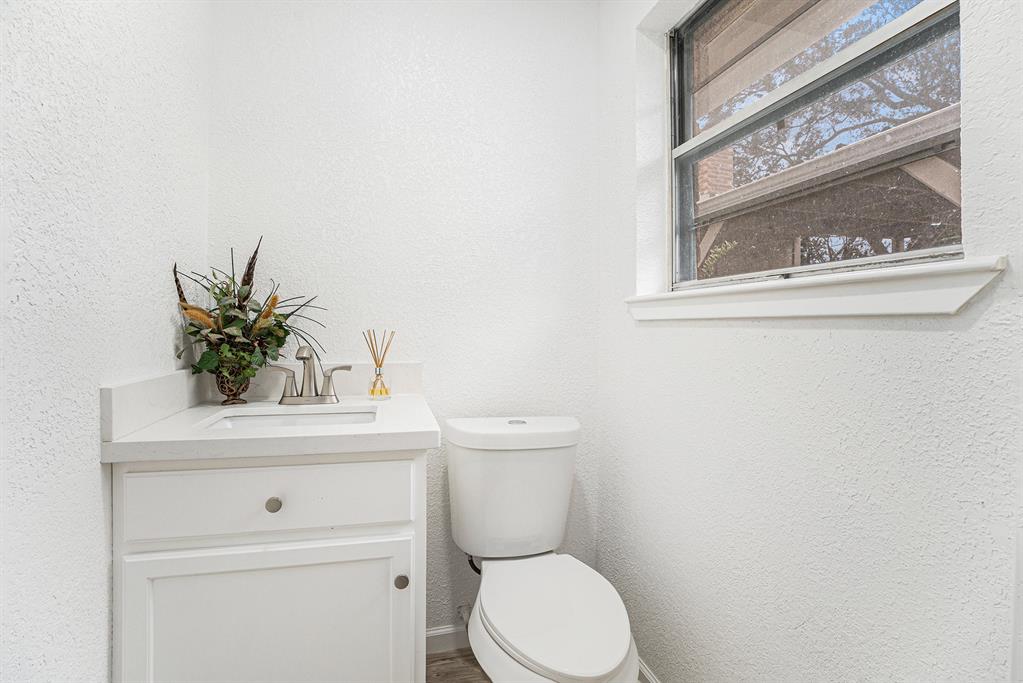 1116 Connie Street, Alvin, Texas image 10