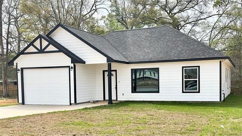 Single Family Residence in Conroe TX 14773 Forest Tower Court.jpg
