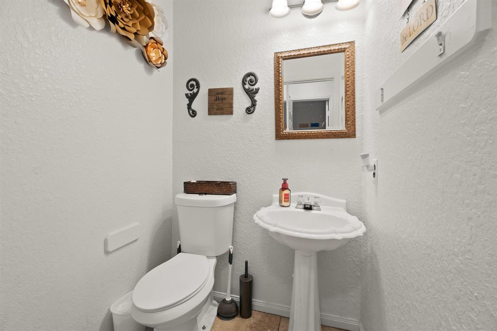 405 Spencer Landing Landing, La Porte, Texas image 15