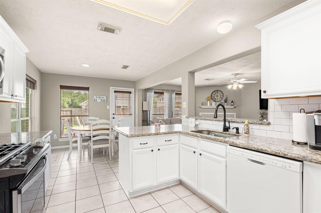 13617 Jasmine Creek Lane, Rosharon, Texas image 13