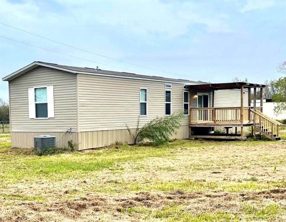 1734 County Road 2060, Hull, Texas image 1