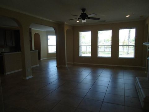 A home in Pearland