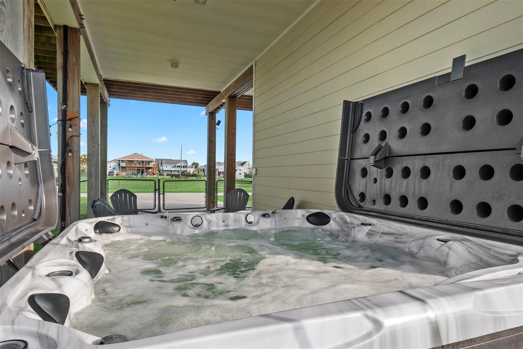 16522 John Silver Road, Galveston, Texas image 33