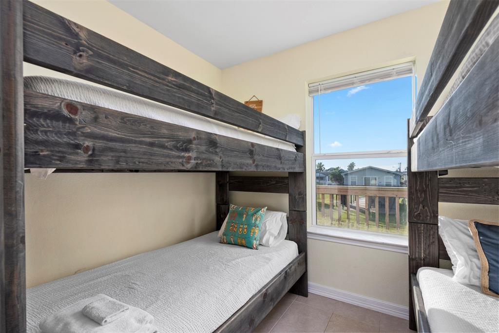 16522 John Silver Road, Galveston, Texas image 26
