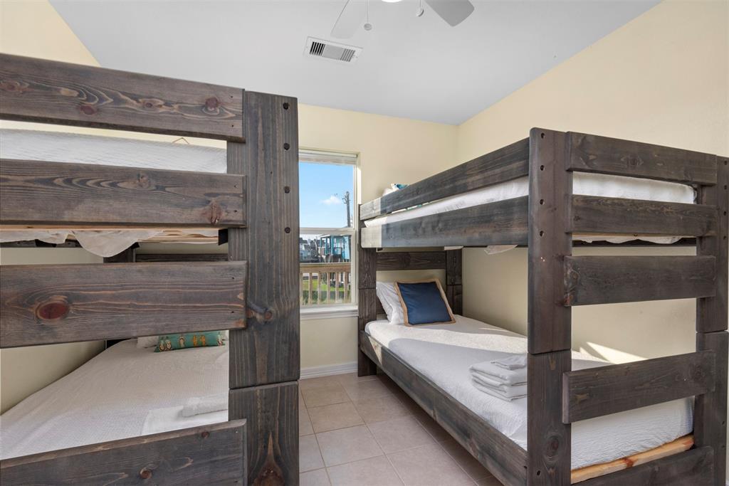 16522 John Silver Road, Galveston, Texas image 25