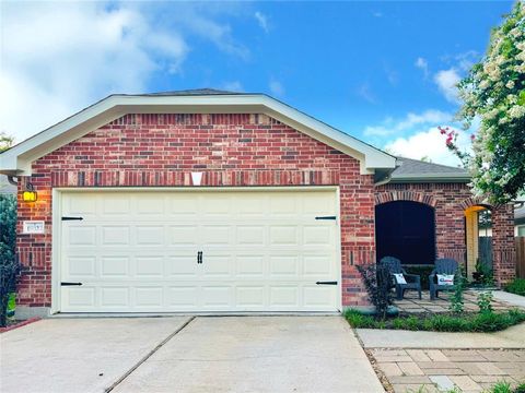 Single Family Residence in Cypress TX 19322 Golden Cactus Lane.jpg