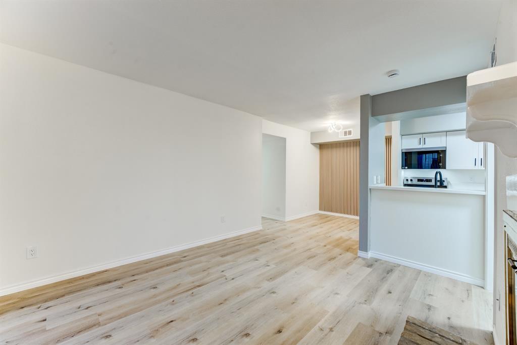 18511 Egret Bay Boulevard #412, Webster, Texas image 17