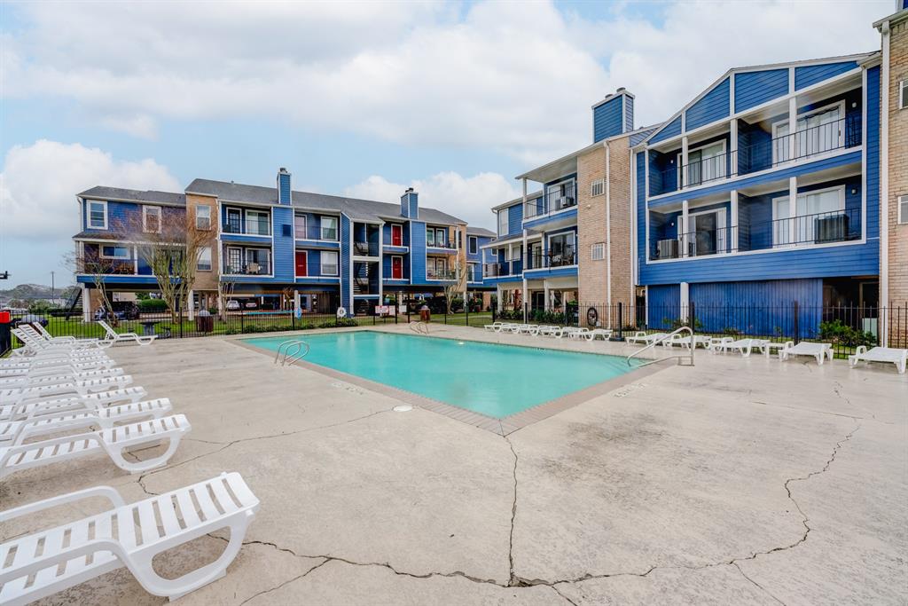 18511 Egret Bay Boulevard #412, Webster, Texas image 40