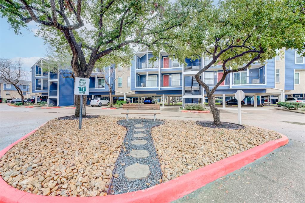 18511 Egret Bay Boulevard #412, Webster, Texas image 5