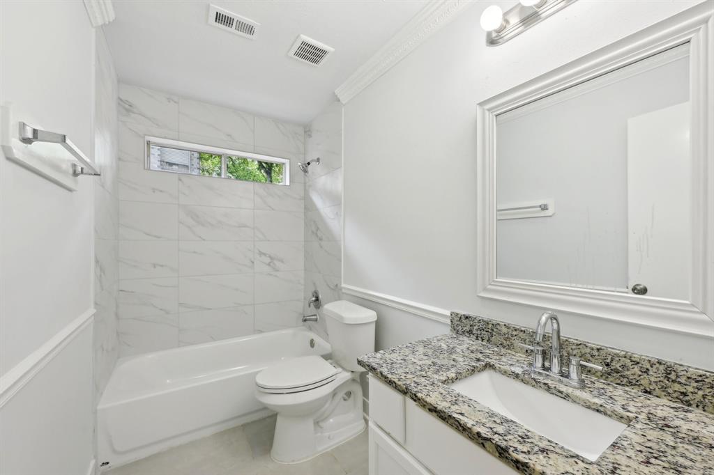 2707 Shawna Lyn Drive, Spring, Texas image 21