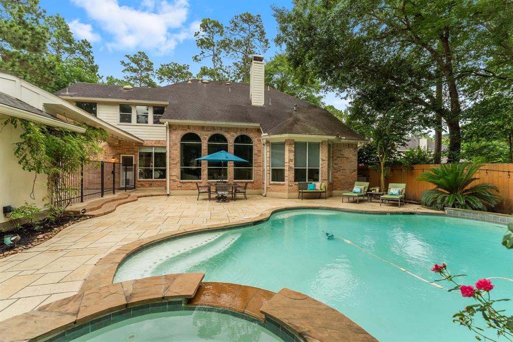 35 Dewdrift Place, The Woodlands, Texas image 40