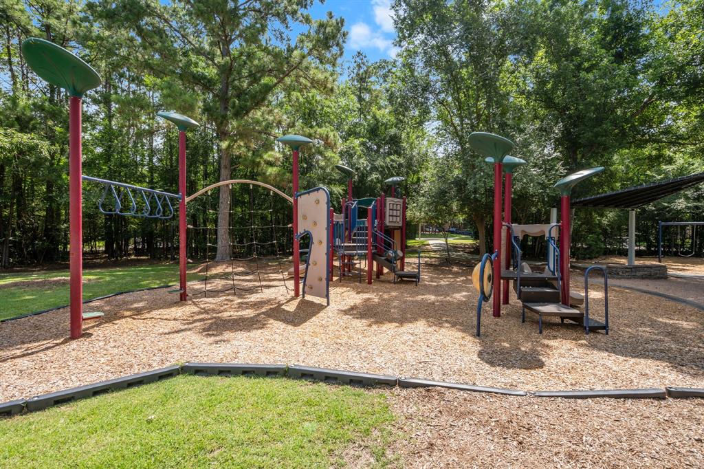 35 Dewdrift Place, The Woodlands, Texas image 45