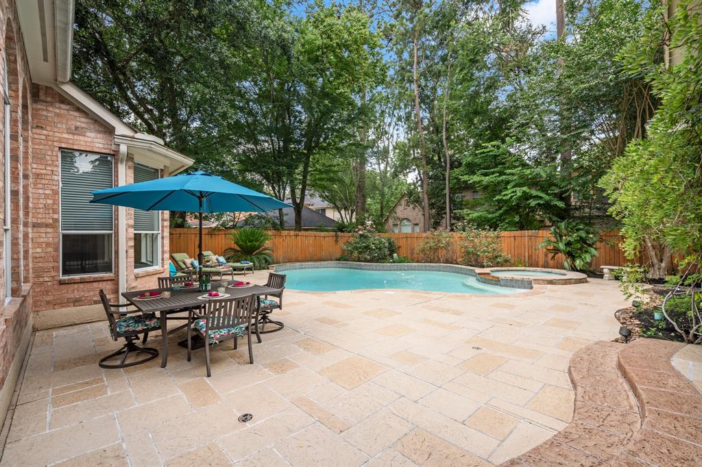 35 Dewdrift Place, The Woodlands, Texas image 39