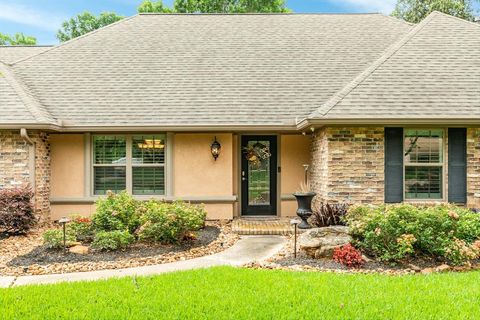 A home in Lake Jackson