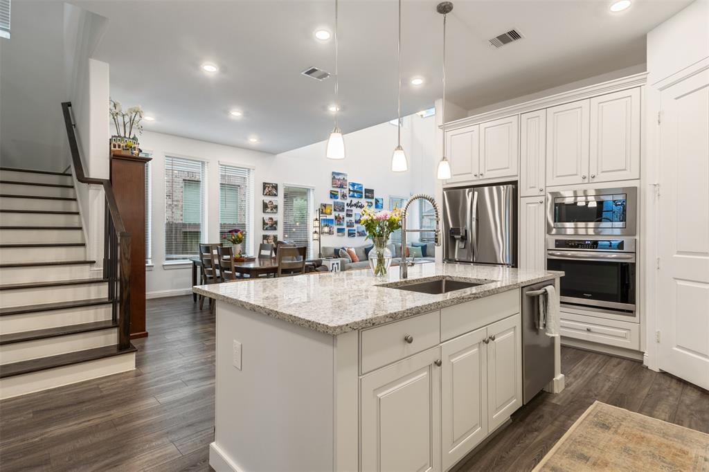517 Sage Timbers Lane