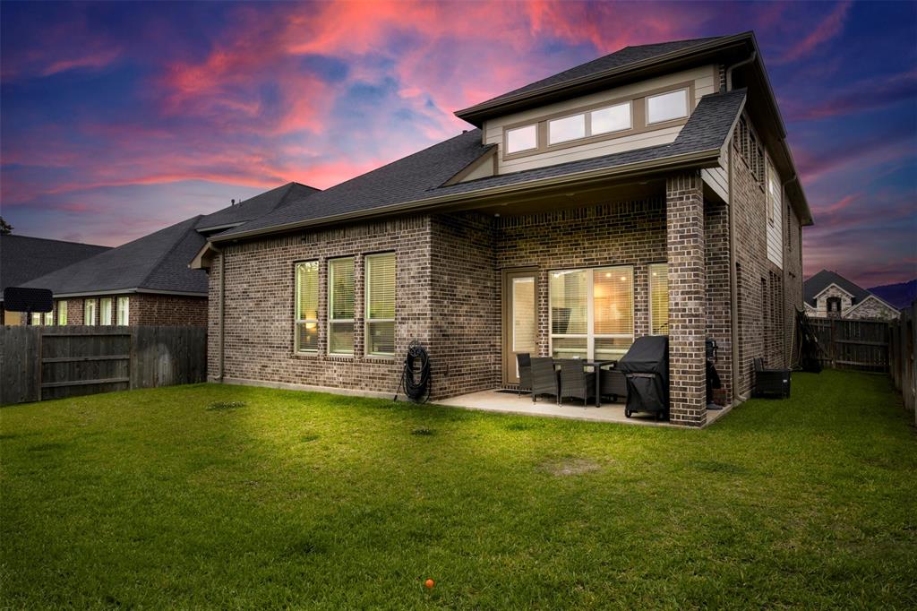 517 Sage Timbers Lane, Pinehurst, Texas image 25