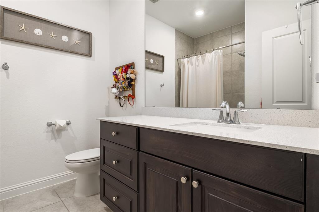 517 Sage Timbers Lane, Pinehurst, Texas image 17